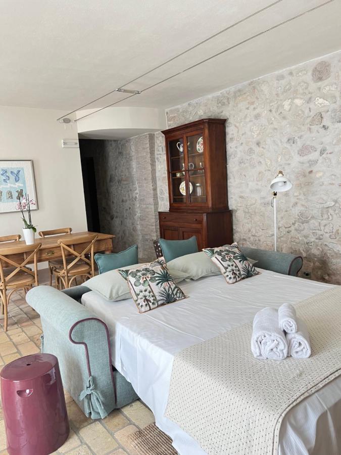 Le Mansarine Charme B&B Castellaro  ภายนอก รูปภาพ